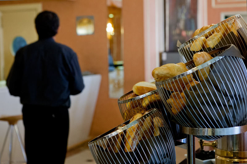 Hotel Arosa Madrid Kültér fotó